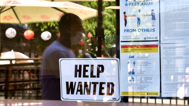 Jobless claims unexpectedly rise to 373,000
