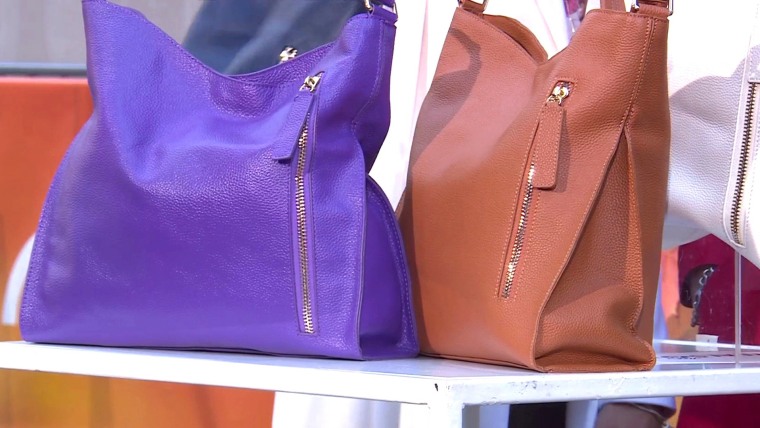 Deals clearance on handbags