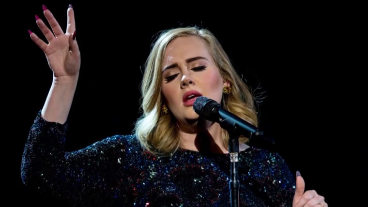 Adele Shows Off Incredible Weight Loss in New Holiday Photos