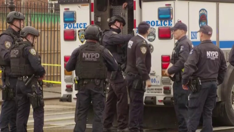 Manhunt underway for Brooklyn subway shooting suspect