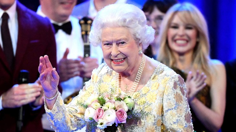 Why does Queen Elizabeth celebrate 2 birthdays?