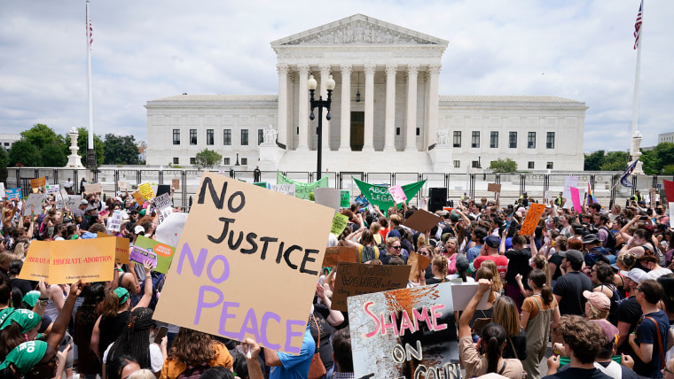 supreme court overturned roe v wade