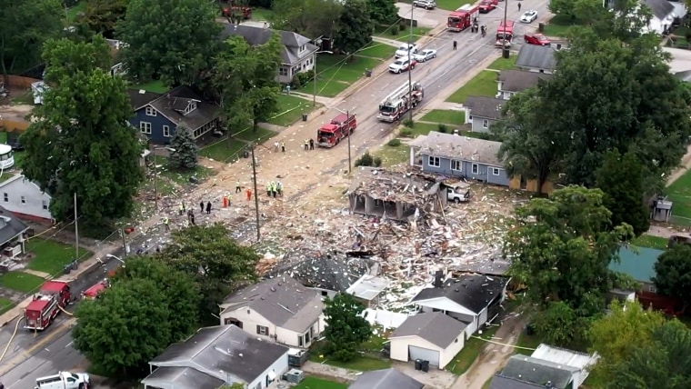 House explosion in Indiana leaves at least 3 dead