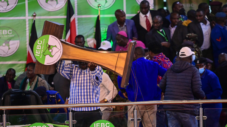 kenya-s-odinga-says-he-ll-challenge-close-election-loss