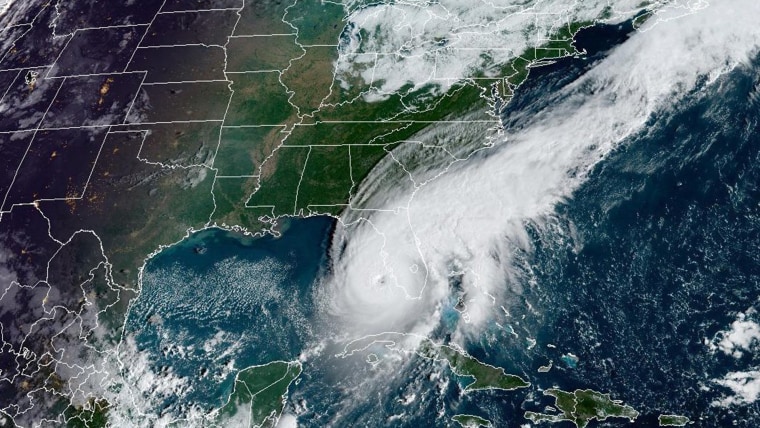 Breaking - Nicole, now a hurricane, barrels toward Florida