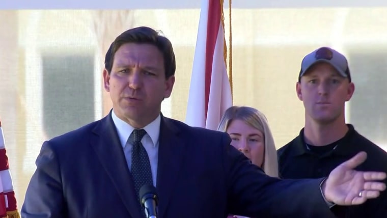 DeSantis keeps migrant plane stunt funding opaque charter company s GOP ties scrutinized