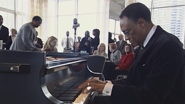 Ramsey Lewis renowned jazz pianist dies at 87