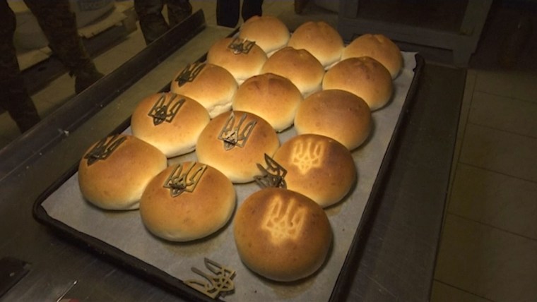 Village bakery, abandoned by retreating Russian troops, now bakes Ukrainian bread