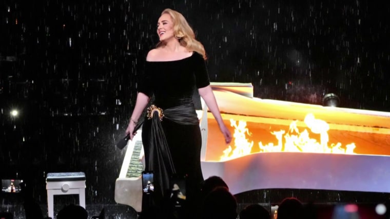 Adele apologizes to fans on opening night of Las Vegas residency