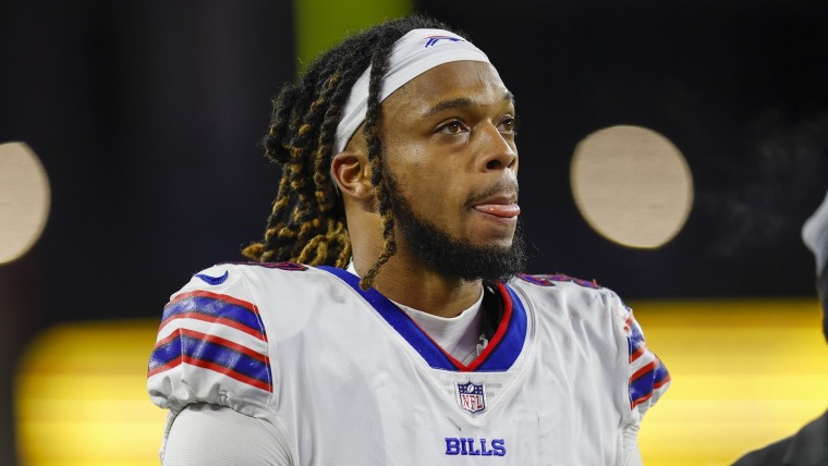 Fans Donate To Damar Hamlin s Charity Toy Drive After Bills Player s 