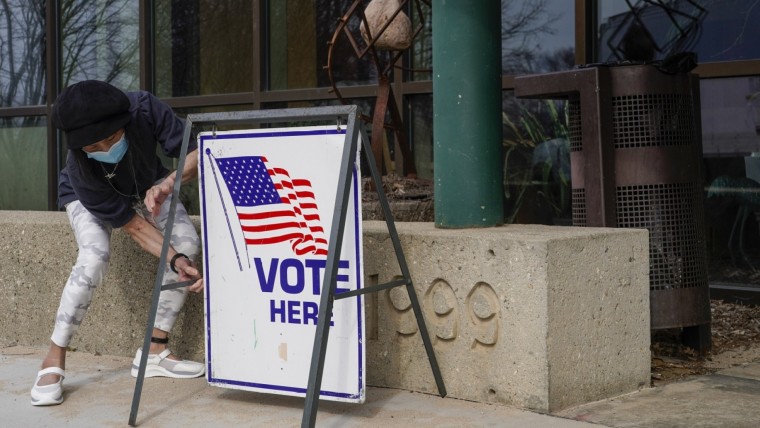 Voting underway in Wisconsin Supreme Court election