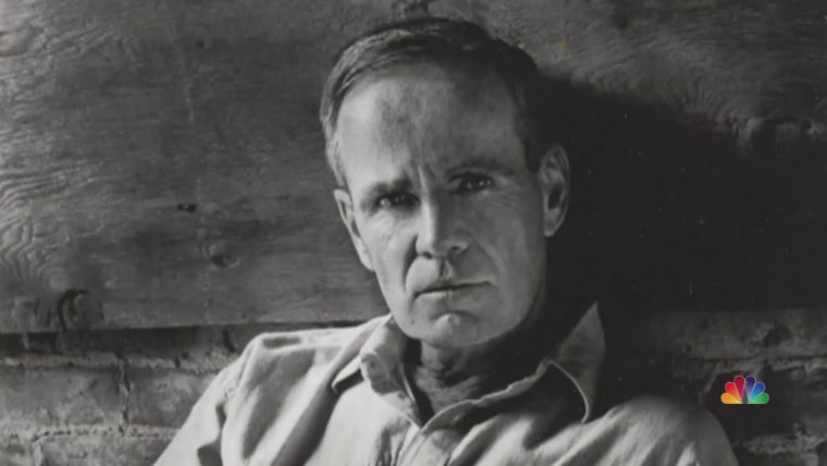 Cormac McCarthy, Pulitzer Prize-winning American novelist, dies at