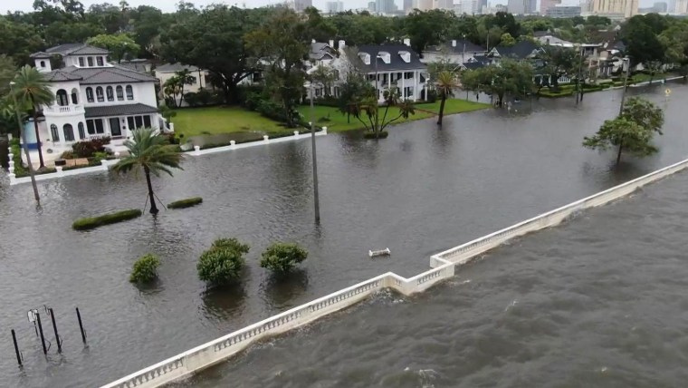 Deadly Tropical Storm Idalia floods parts of South Carolina, including  Charleston, after pummeling Florida