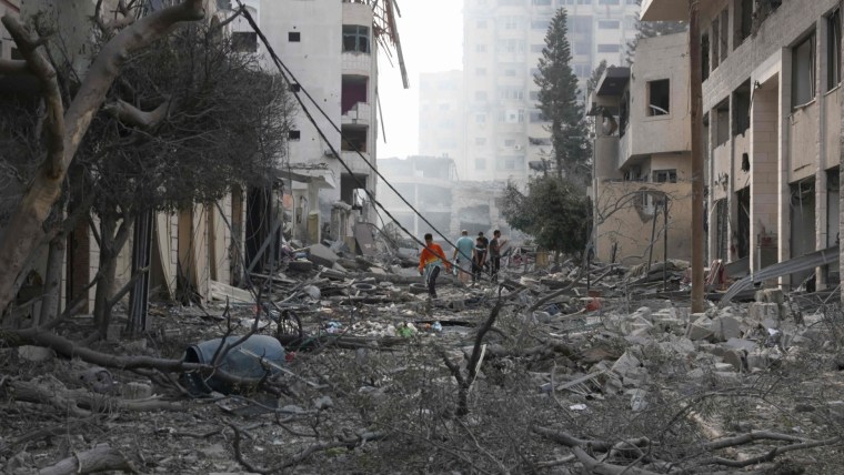 Hamas threatens to execute hostages as conflict in Gaza deepens