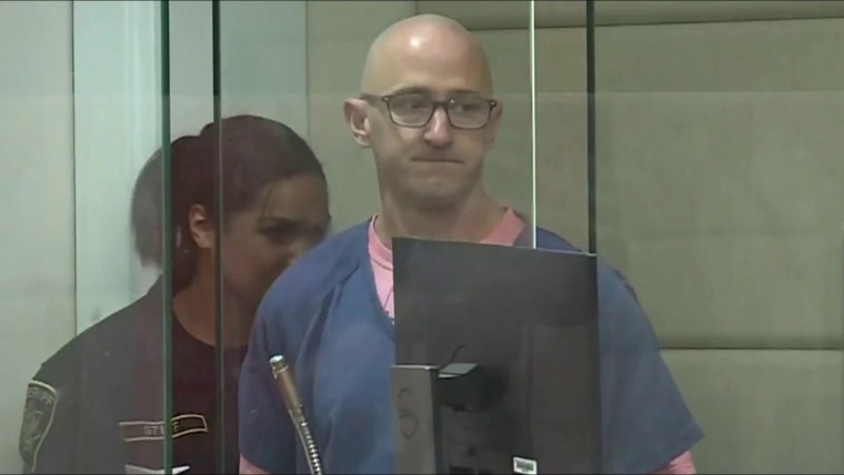 Former pilot accused of trying to cut engines released on bail