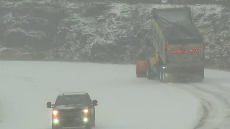 First winter storm of new year moves through Northeast