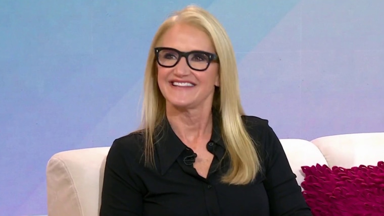 Make 2024 your best year yet with these tips from Mel Robbins