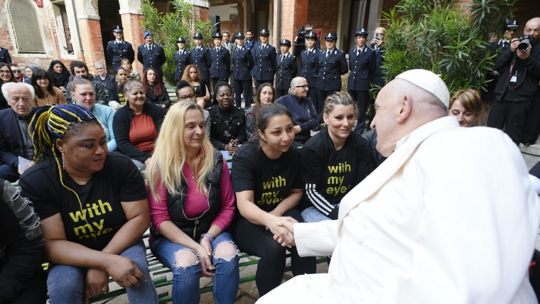 Pope Visits Women's Prison During Trip To Venice