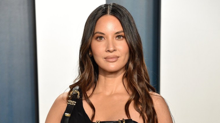 Olivia Munn had hysterectomy amid cancer treatment, froze her eggs in hopes  of more kids