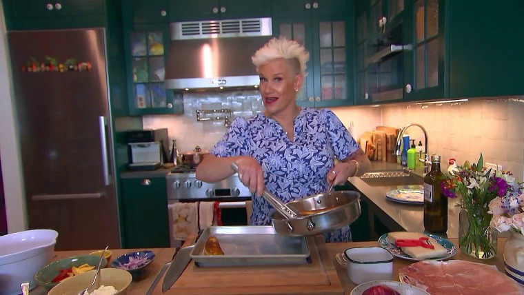 Anne Burrell, Food Network star, dies at 55 – NBC Boston