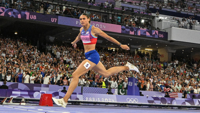 All Angles: McLaughlin-Levrone smashes her own 400mH record