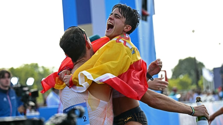 Spain takes home gold in 20K race walk mixed relay
