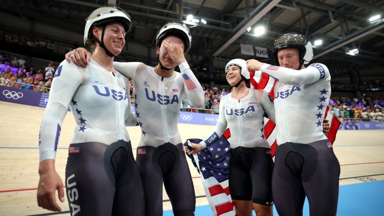 Americans win gold in women's team pursuit over New Zealand