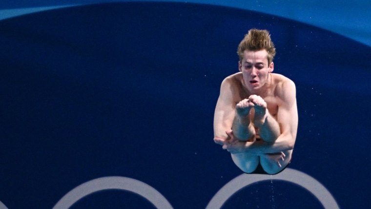 American divers move on in men's springboard prelims