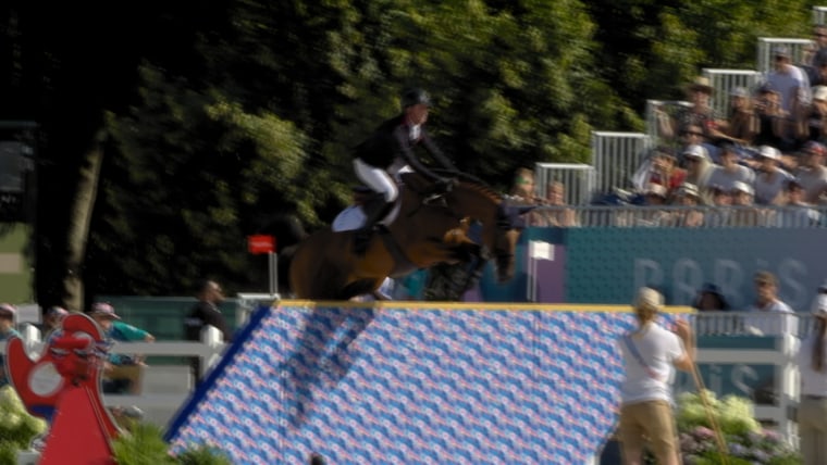 Highlights from equestrian's individual jumping qualifier