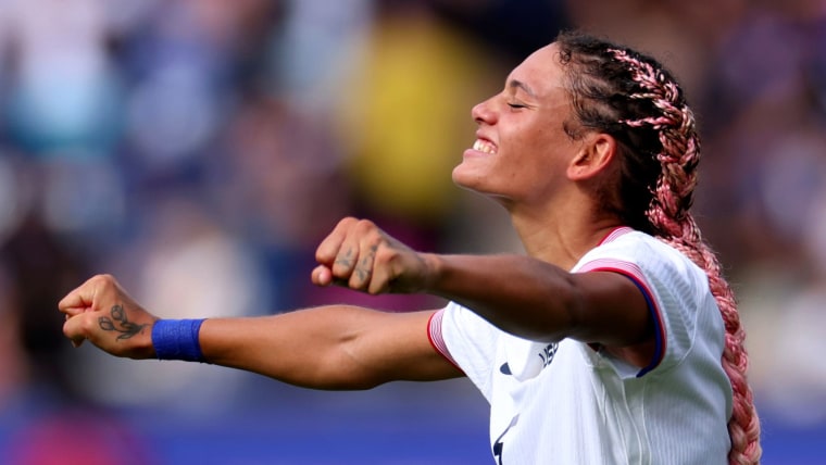USWNT edges Japan 1-0 with Trinity Rodman's extra time goal