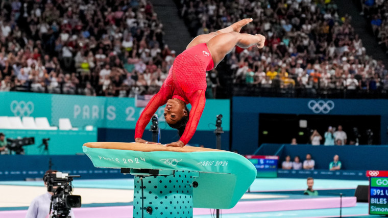 Is this the single greatest piece of gymnastics ever done?
