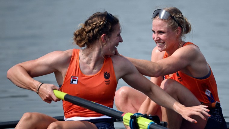 The Netherlands wins first ever gold in women's pair final