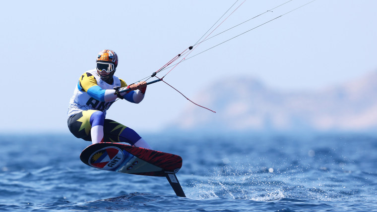 Toni Vodisek, Riccardo Pianosi win Day 11 men's kite races