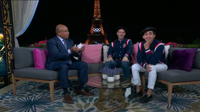 SNL celebrates 50 years in Paris with Day, Hernandez