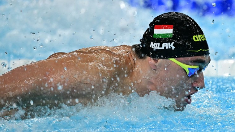Nail-biting finish in men's 100m butterfly final