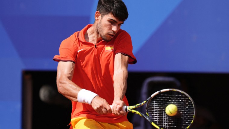 Carlos Alcaraz clinches first Olympic semifinal berth