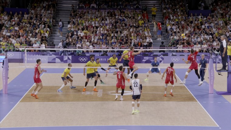 Aaron Russell shows off with diving dig and kill