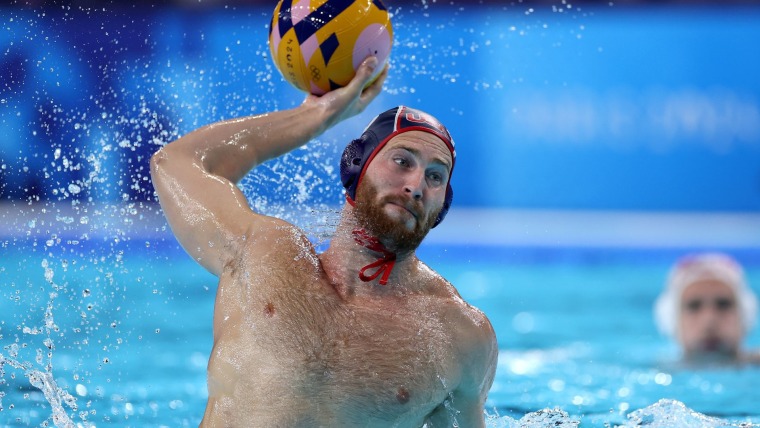 U.S. heads to quarterfinals with momentum win over Croatia