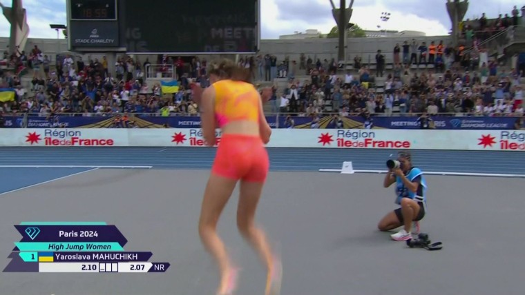 Ukrainian high jumper Mahuchikh 'jumps for the people'