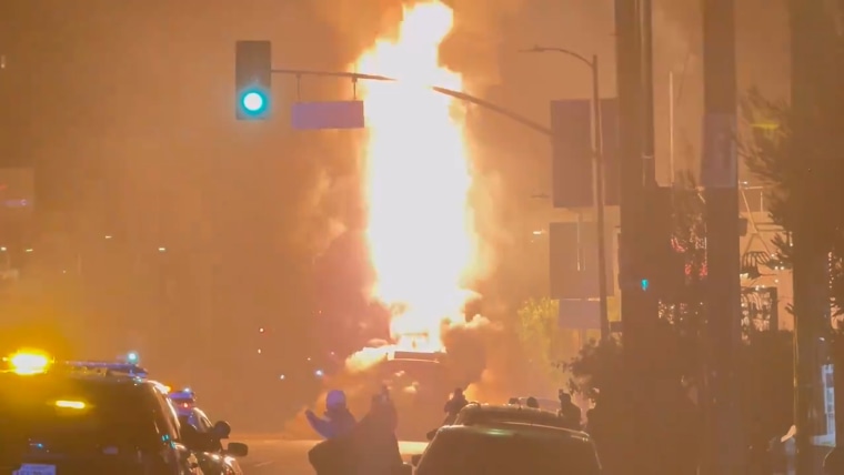 Bus burns during chaotic Los Angeles Dodgers victory celebration