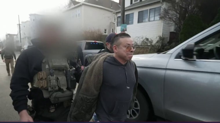 Inside the 'targeted operations' ICE agents carry out against ...