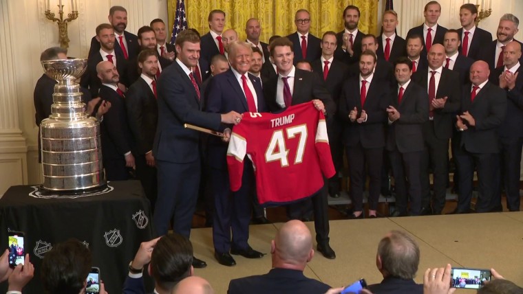 1738618469665_f_mo_dc_trump_panthers_stanley_250203_1920x1080-l0z3uc.jpg