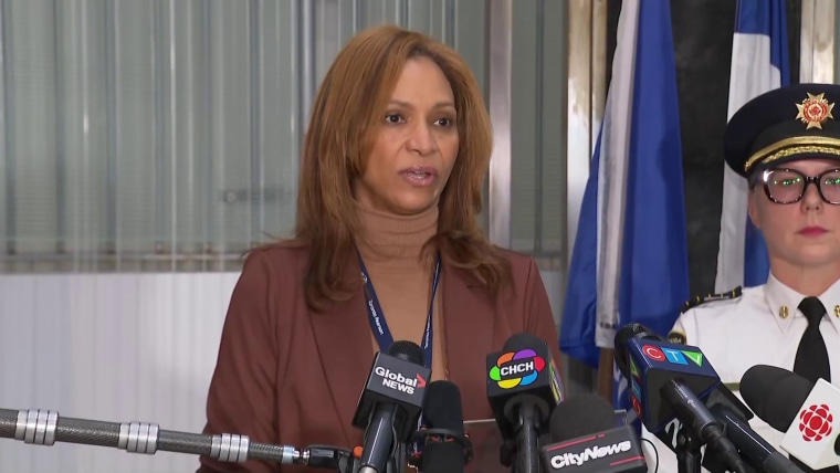 Authorities confirm Delta crash at Toronto airport was not fatal