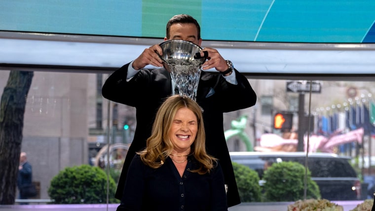 Ice Bucket Challenge is back — and Jenna Bush Hager accepts!  www.today.com