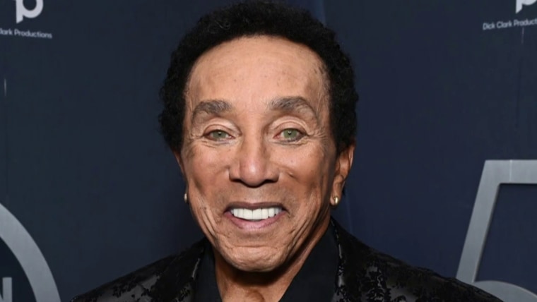 Ex-employees accuse Motown legend Smokey Robinson of sexual assault