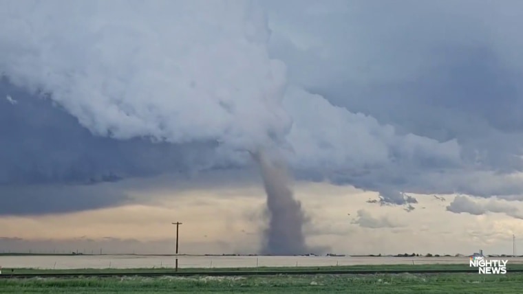 At least 28 dead after severe storms ravage South, Midwest