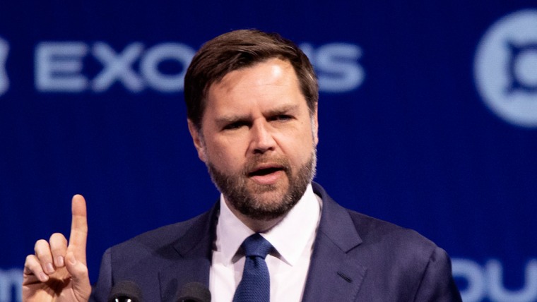 Sanders Townsend: Trump is using presidency to boost family's investments in crypto