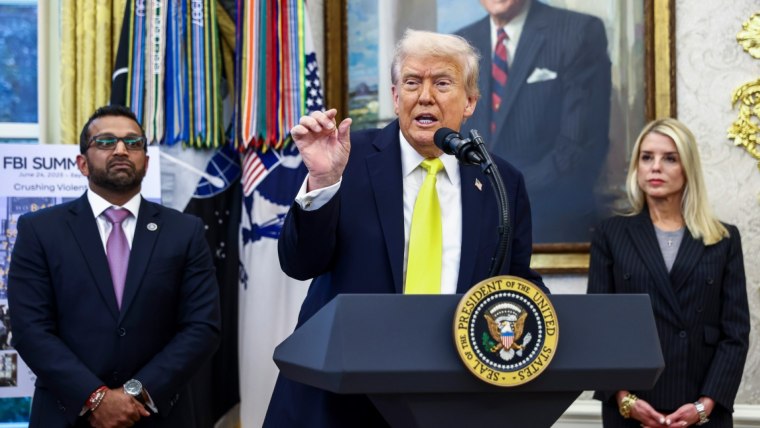 Trump calls for prosecution of rivals, flanked by DOJ and FBI chiefs