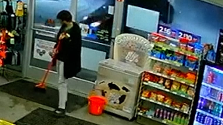 Car crashes into 7-Eleven in Ohio