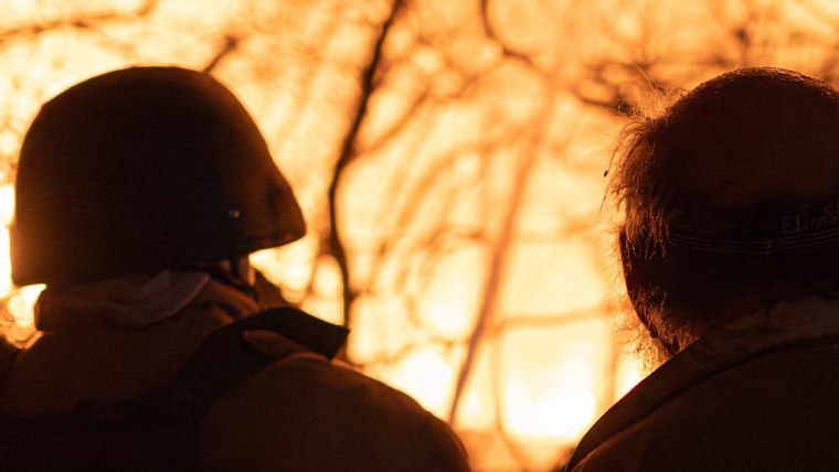 Russia strikes Kyiv amid U.S.-led peace talks